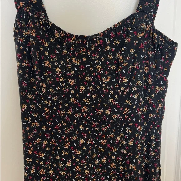 Zara Floral Dress - Picture 2 of 4